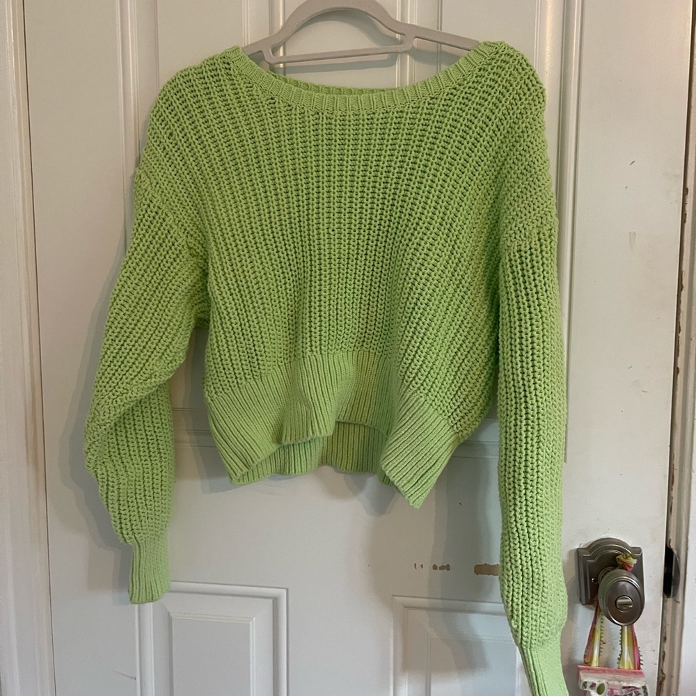 Aritzia Cropped Sweater